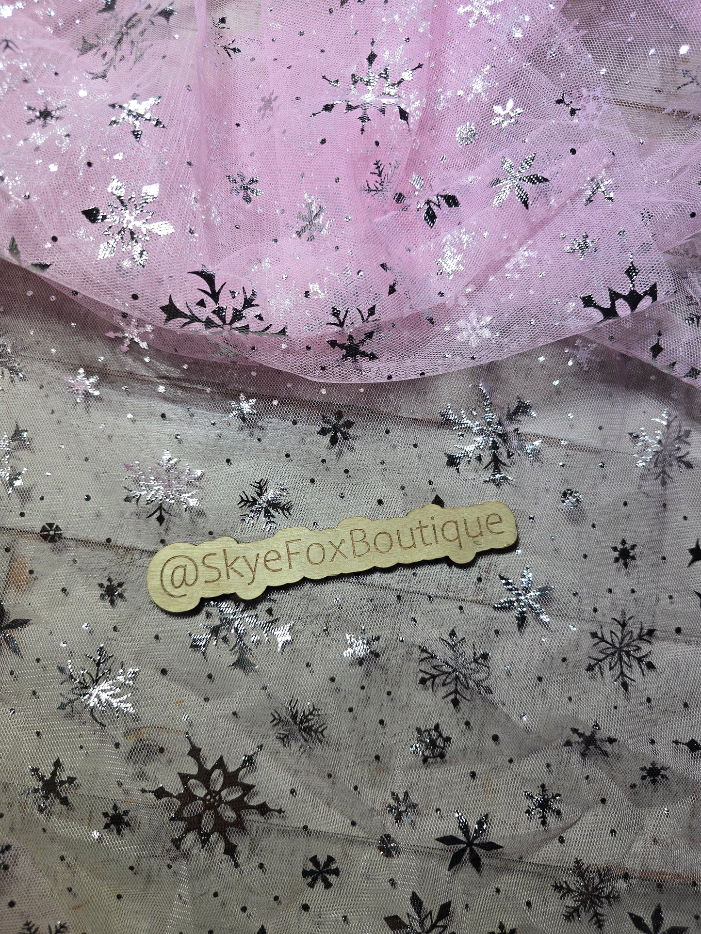Mesh Fabric Pink snowflake