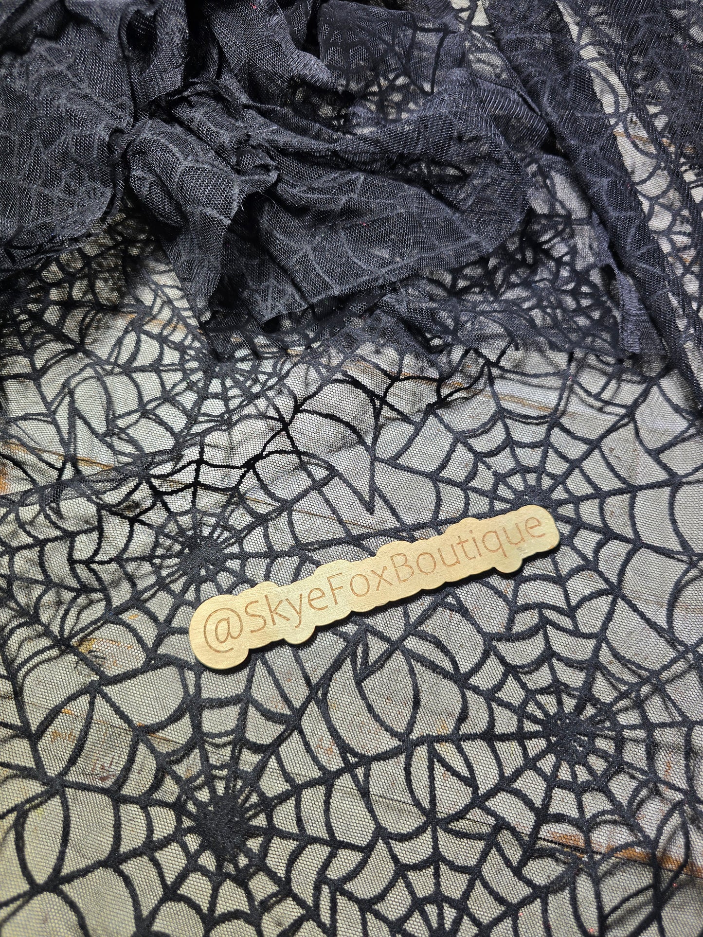 Mesh black spider