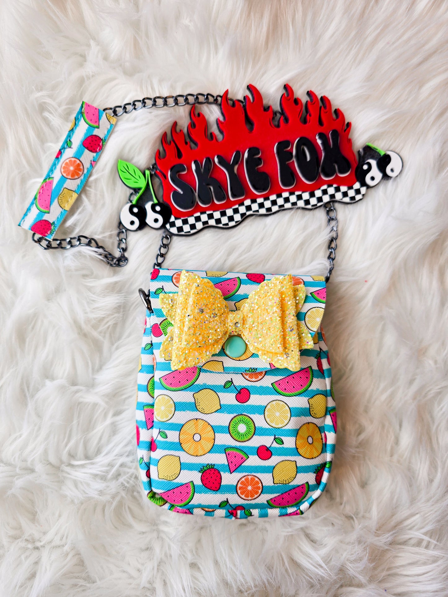 Stripe fruit Purse