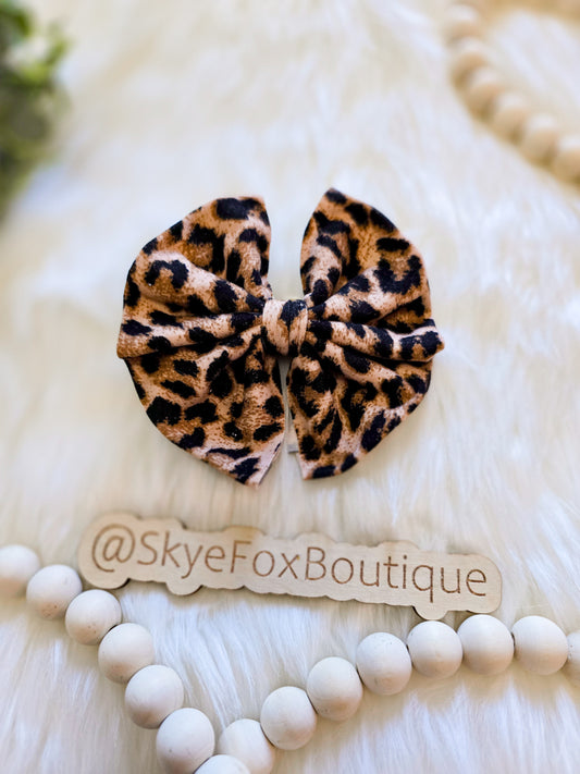 Leopard 4" Hair Bow