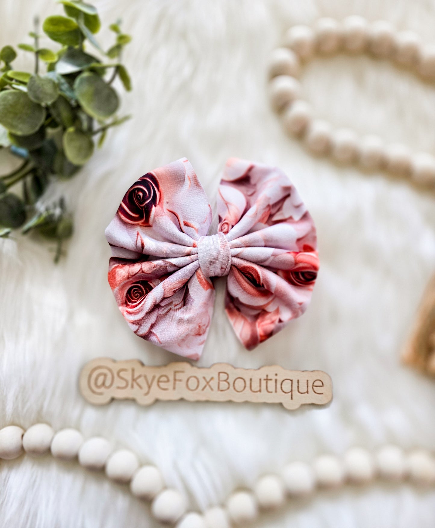 White floral 4" Hair Bow