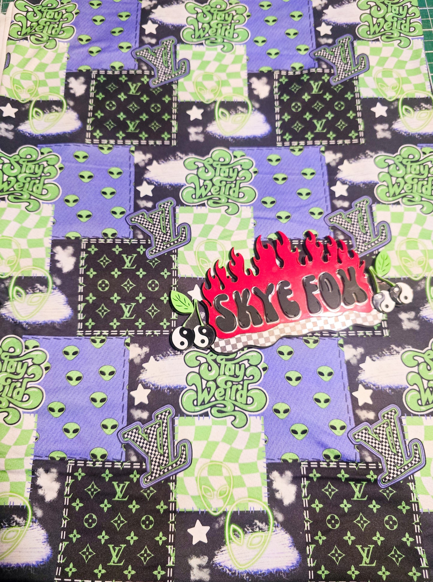 Fabric Alien