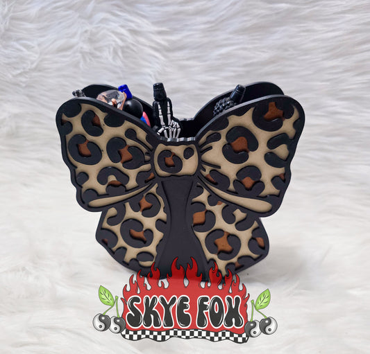 Bow pen holder
