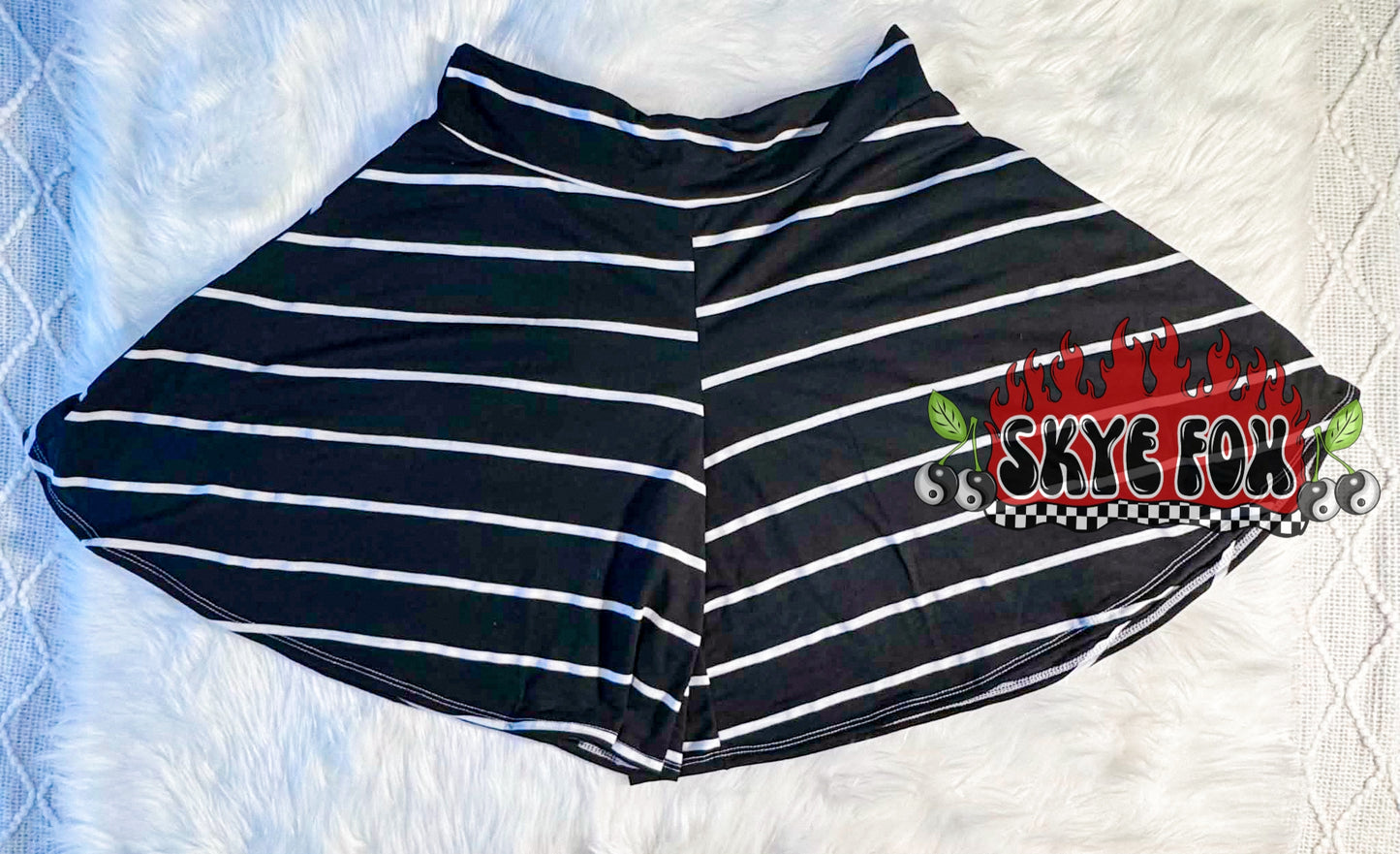 Large RTS ADULT Cora Shorts
