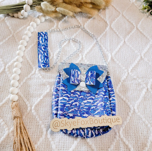 Purse waves